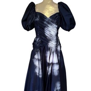 VINTAGE 80s Vivianne for Dessy satin dress